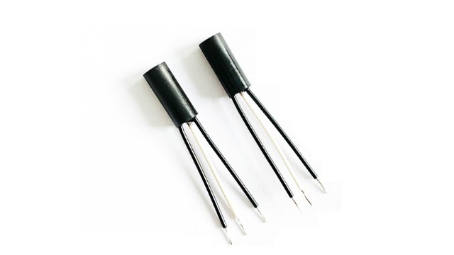 塑料型三根線(xiàn)溫度傳感器